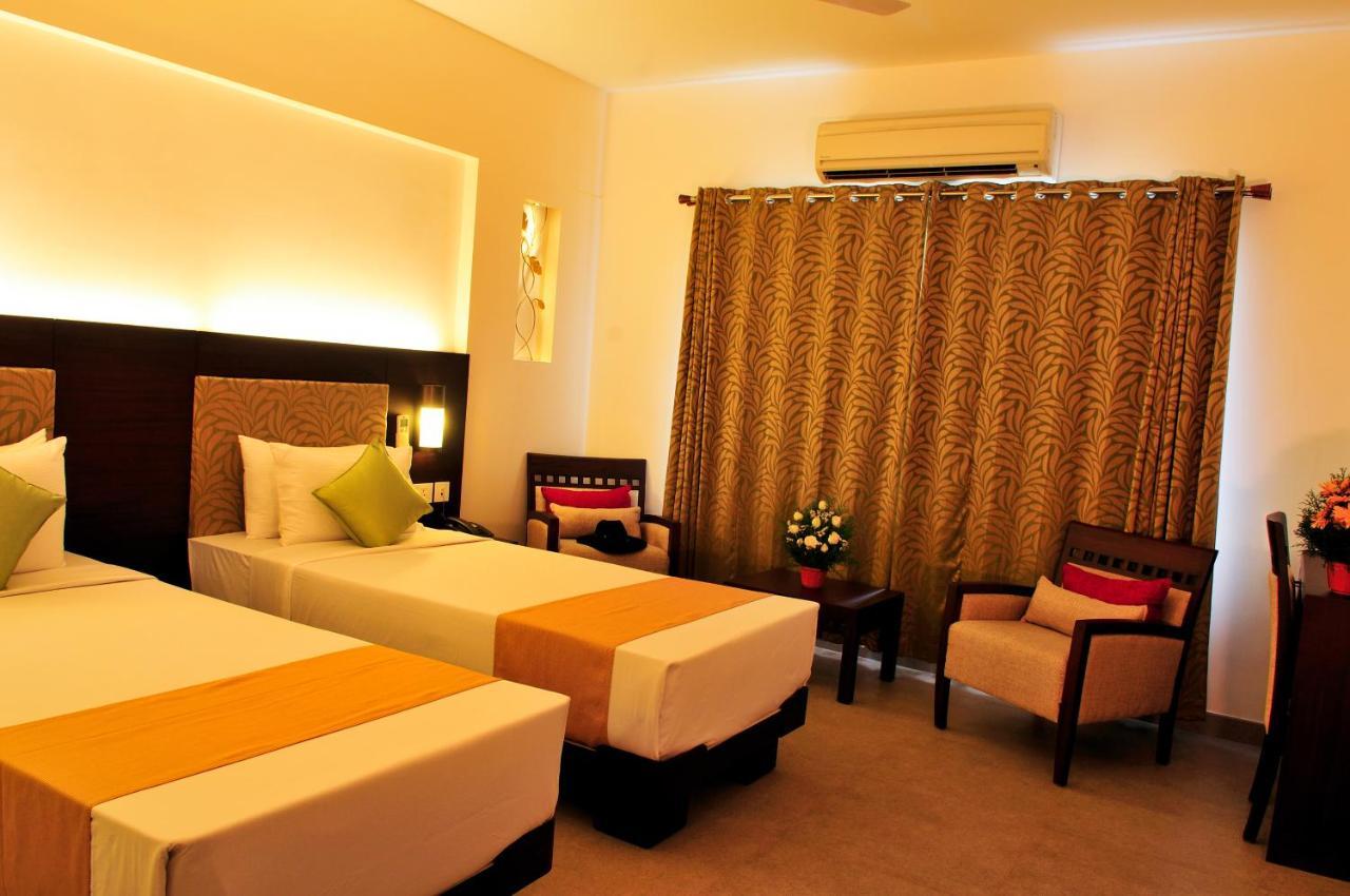 Copper Folia Hotel Calicut Exterior foto