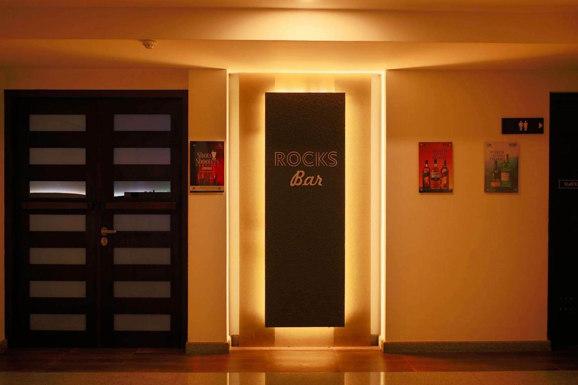 Copper Folia Hotel Calicut Exterior foto